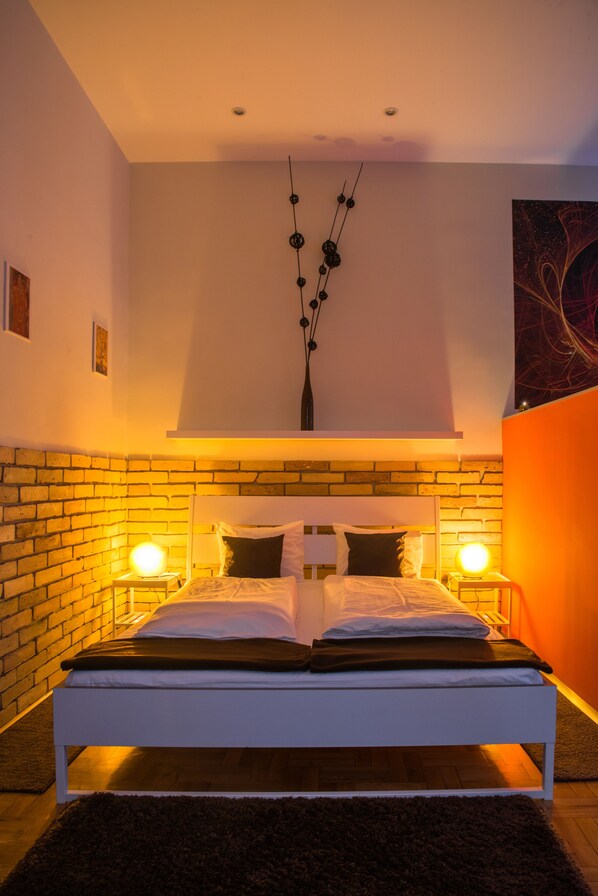 Studio | Free WiFi, bed sheets