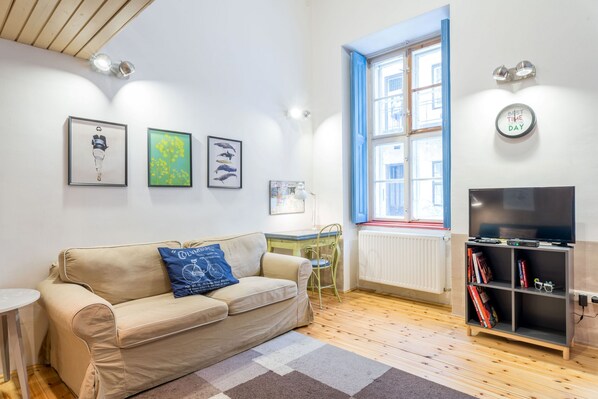Apartment, 1 Bedroom | Living area