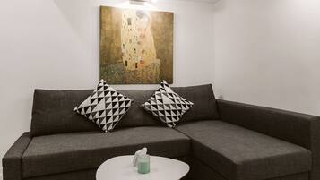 Apartment, 1 Bedroom | Living area