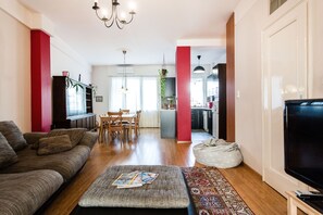 Living area - Madach 10 Apartment (Budapest)