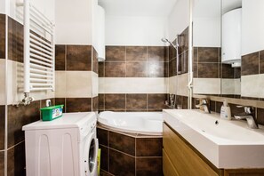 Bathroom - Madach 10 Apartment (Budapest)