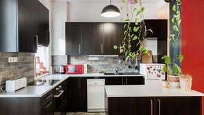 Apartment, 2 Bedrooms | Private kitchen - Madach 10 Apartment (Budapest)