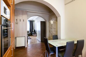Apartment, 2 Bedrooms | In-room dining - Nagymezo 33 Apartment (Budapest)