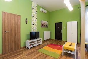 Apartment, 1 Schlafzimmer | Fernseher