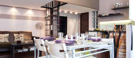 Lejlighed - 1 soveværelse | Spisning på værelset