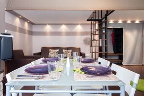 Apartment, 1 Bedroom | In-room dining - Rakoczi 60 Apartment (Budapest)