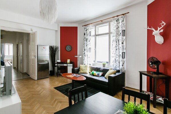 Apartment, 3 Bedrooms | Living area | TV - Revay 2 Apartment (Budapest)