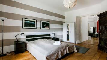 Apartment, 3 Bedrooms | Free WiFi, bed sheets