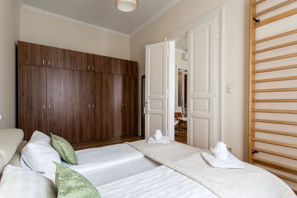 Huoneisto, 1 makuuhuone | 1 makuuhuone, ilmainen Wi-Fi, vuodevaatteet