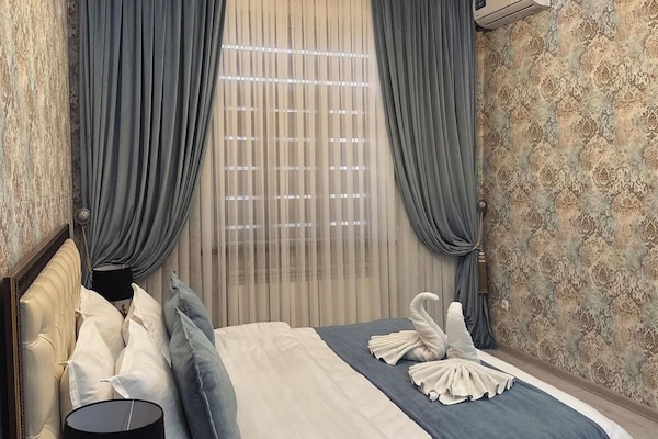 Appartement Luxe, 2 chambres (Lower Floor)