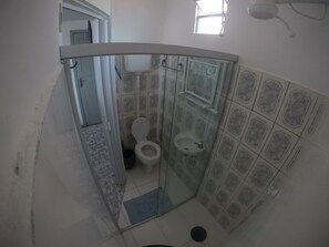 Chambre Quadruple | Salle de bain