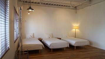 2 bedrooms, desk, free WiFi, bed sheets