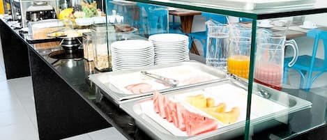 Free buffet breakfast