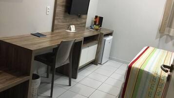 Frigobar, cofres nos quartos, Wi-Fi de cortesia, roupa de cama