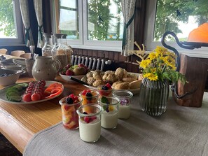 Daily buffet breakfast (EUR 18 per person)