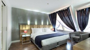 Double or Twin Room | 1 bedroom, minibar, in-room safe, desk