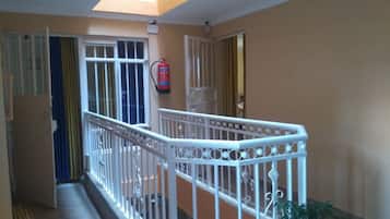 Lorong