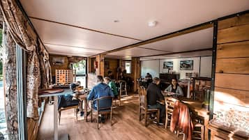 Desayuno continental incluido todos los días