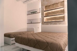 2 bedrooms, WiFi - SIMPLE ENVIRONMENT, REFINED WITH EVERY COMFORT: B&B HOLIDAY HOME DAMA. (Barletta)