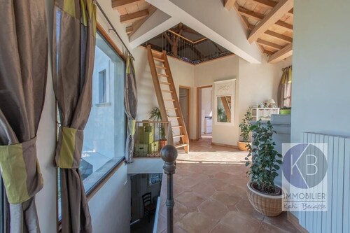 Villa Aix-en-Provence, between sea and mountain