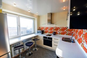 Apartment | Eigene Küche | Kühlschrank, Mikrowelle, Herdplatte, Wasserkocher