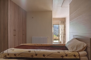 Panoramic-Apartment | Pillowtop-Betten, kostenloses WLAN, Bettwäsche