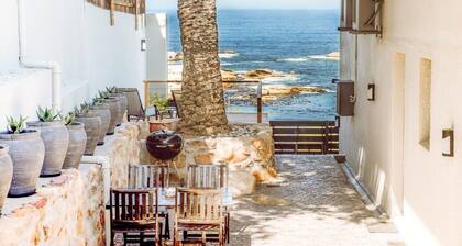 51 On Camps Bay