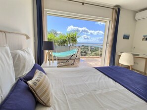 5 bedrooms, in-room safe, desk, iron/ironing board