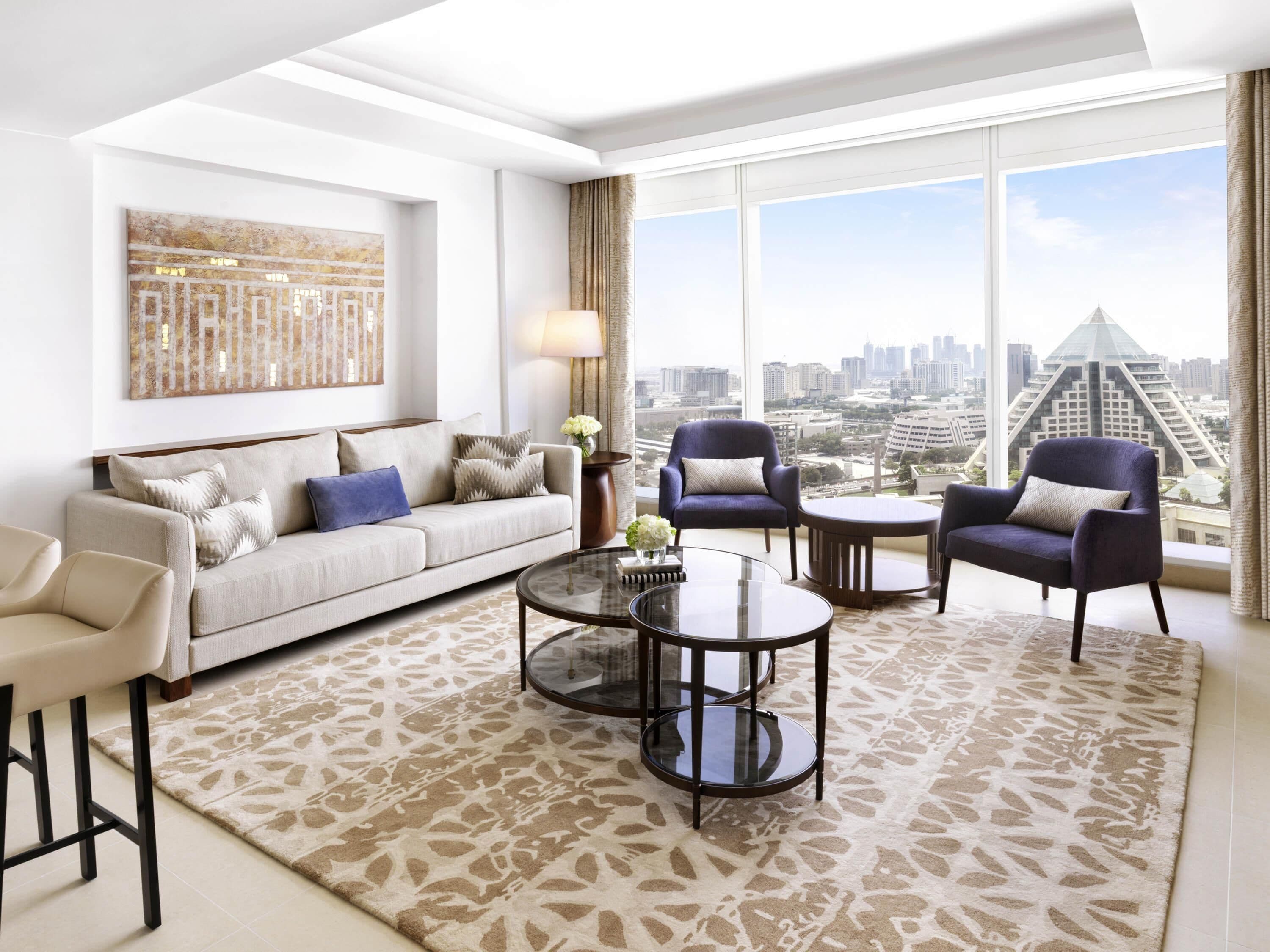 Apartment, 1 Bedroom, 1 King Bedroom, Living Room | Premium bedding, minibar, in-room safe, desk