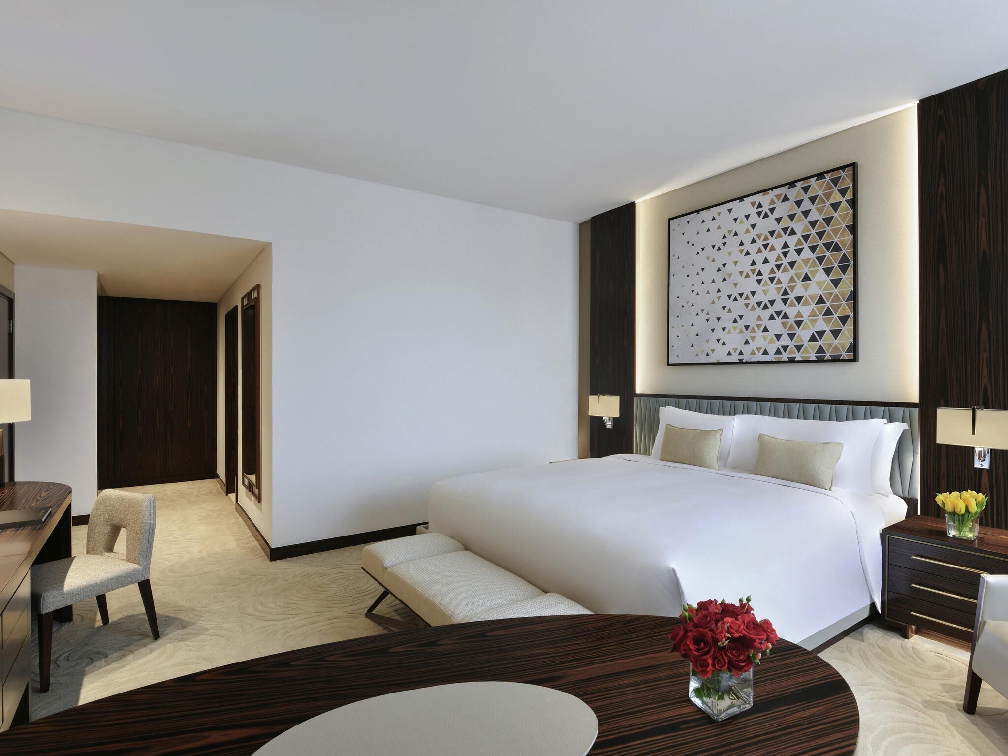 Habitación familiar, varias camas | Ropa de cama de alta calidad y minibar 