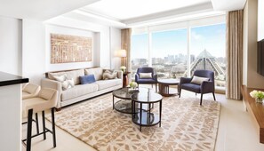 Premium bedding, minibar, in-room safe, desk - Sofitel Dubai The Obelisk (Dubai)