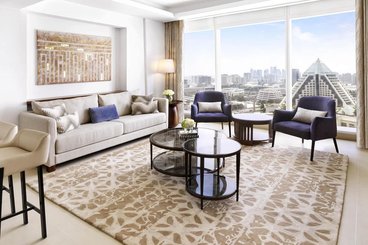 Apartment, 1 Bedroom, 1 King Bedroom, Living Room