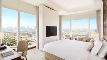 1 bedroom, premium bedding, minibar, in-room safe