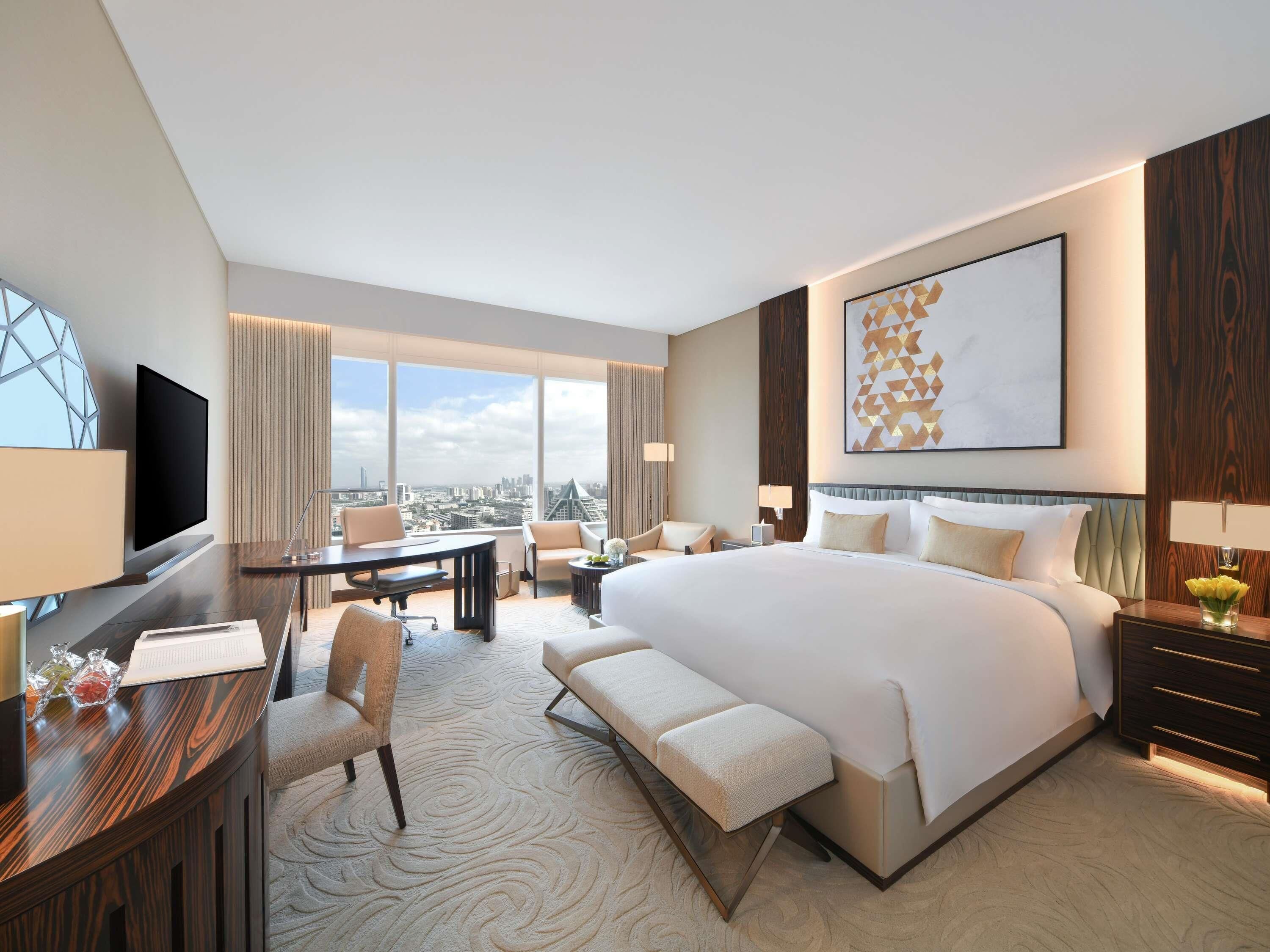 Premium bedding, pillowtop beds, minibar, in-room safe