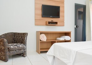 Room amenity - Hotel São Francisco by RB Hotelaria (Ubirata)