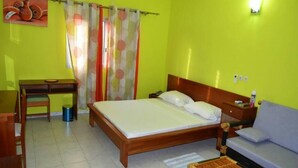 Room - résidence hôtel sobinto (Abidjan)