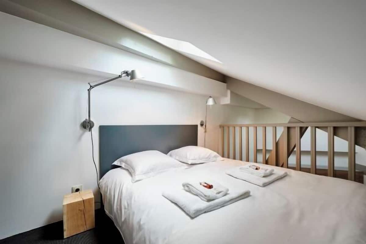 1 dormitorio, ropa de cama de alta calidad, decoración individual