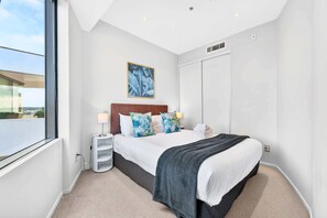 1 bedroom, desk, iron/ironing board, WiFi
