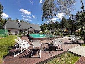 Piscine extérieure (ouverte en saison)