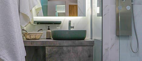 Apartment, 1 Bedroom (Chryssa) | Bathroom