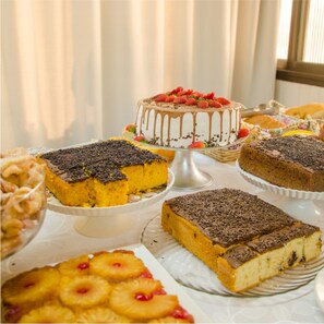 Desayuno buffet incluido todos los días