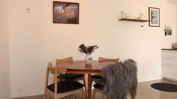 Appartement, 1 slaapkamer | Dineren in de kamer