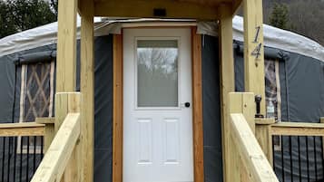 Bungalow, eigenes Bad, Bergblick (Loblolly Pine Studio) | Aussenbereich