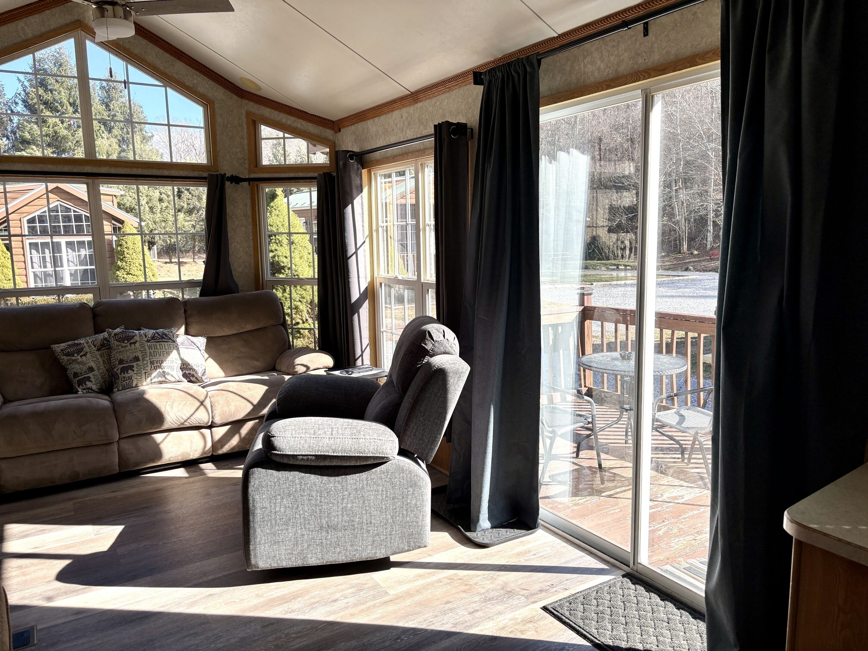 Cabin, Private Bathroom, Mountain View (Wild Turkey) | Terrace/patio