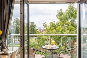 Familielejlighed (Number 5) | Balkon