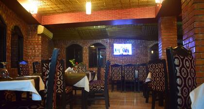 Hotel Givenci International