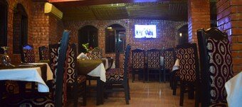 Hotel Givenci International