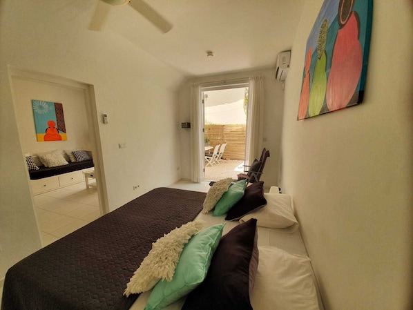 1 bedroom, in-room safe, free WiFi, bed sheets