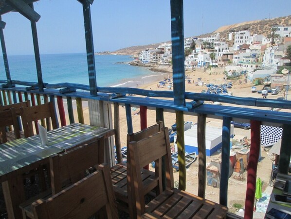 Terrace/patio - Tazrzit Urlaub Hostel (Taghazout)