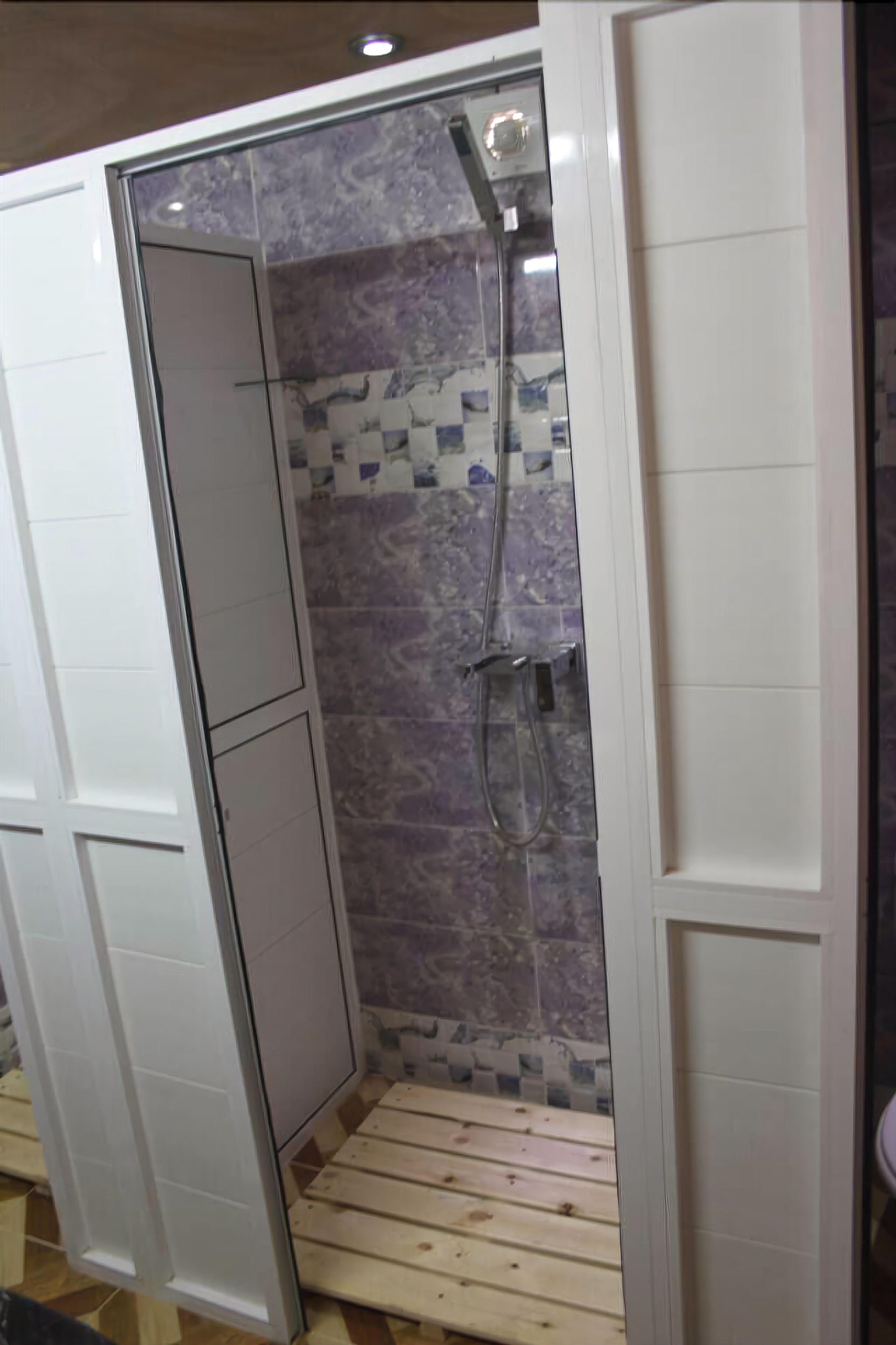 Double or Twin Room | Pancuran Bilik Mandi